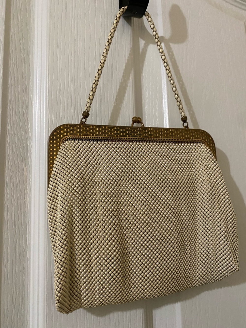Vintage-Inspired Cream Woven Frame Handbag with Gold Trim